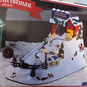 Mr. Christmas Winter Wonderland Alpine Slalom Lighted Holiday Display new in box